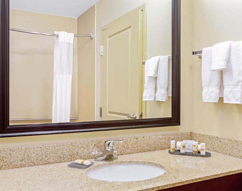 La Quinta By Wyndham Lancaster Hotel Smoketown  Szoba fotó